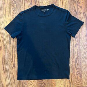 Banana Republic Black T Shirt - Luxury Touch Performance - Mens Medium